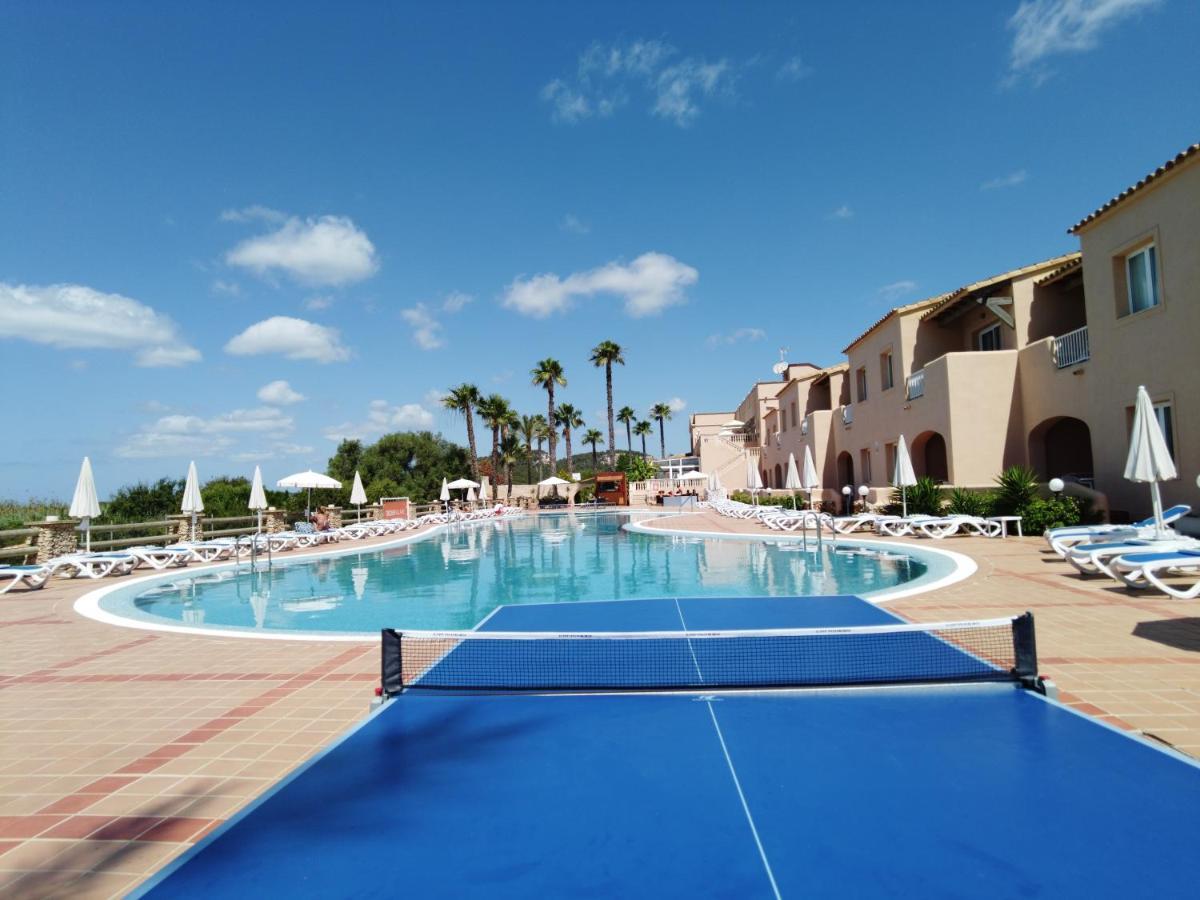 Hotel Arenas De Son Bou Exteriér fotografie