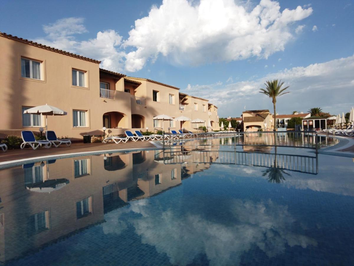 Hotel Arenas De Son Bou Exteriér fotografie