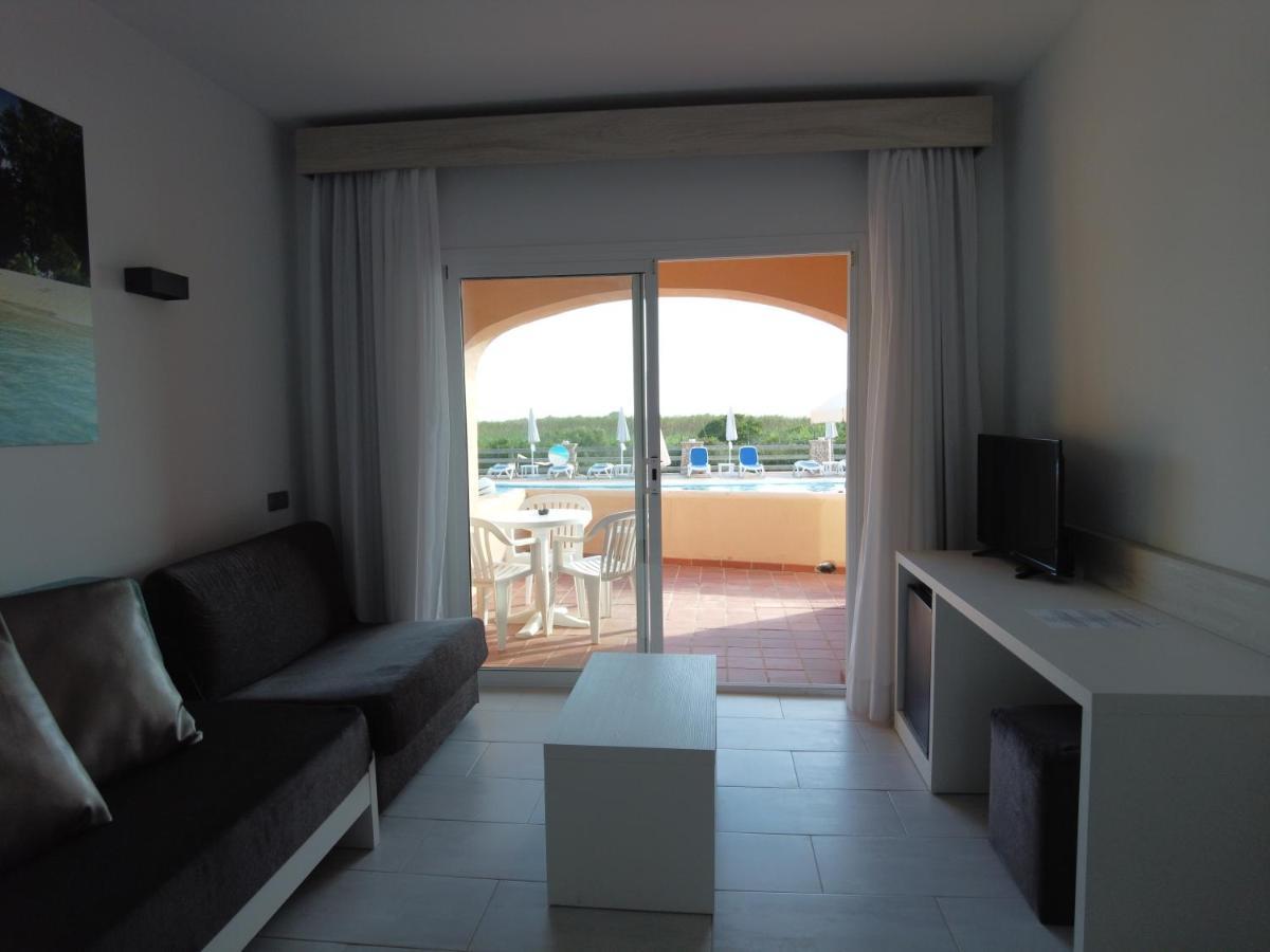 Hotel Arenas De Son Bou Exteriér fotografie