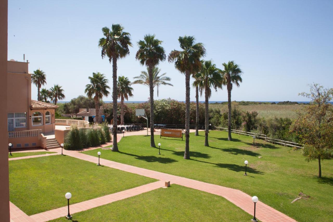 Hotel Arenas De Son Bou Exteriér fotografie