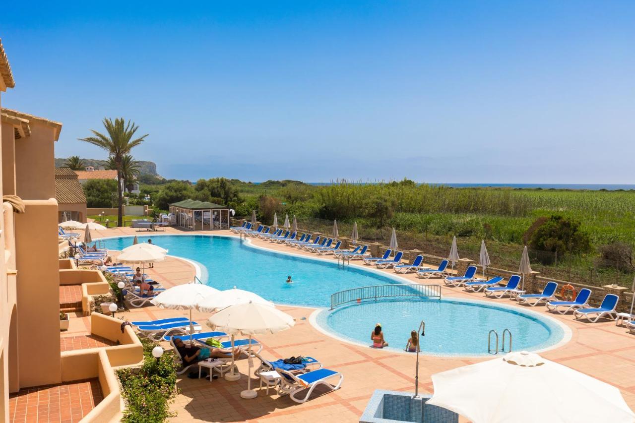 Hotel Arenas De Son Bou Exteriér fotografie