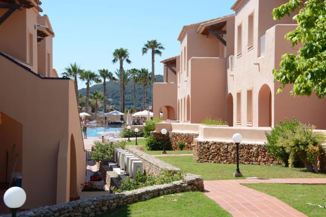 Hotel Arenas De Son Bou Exteriér fotografie